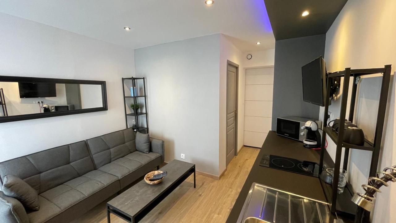 Bienvenue chez vous appartement en RDC avec espace extérieur privé Dole Esterno foto