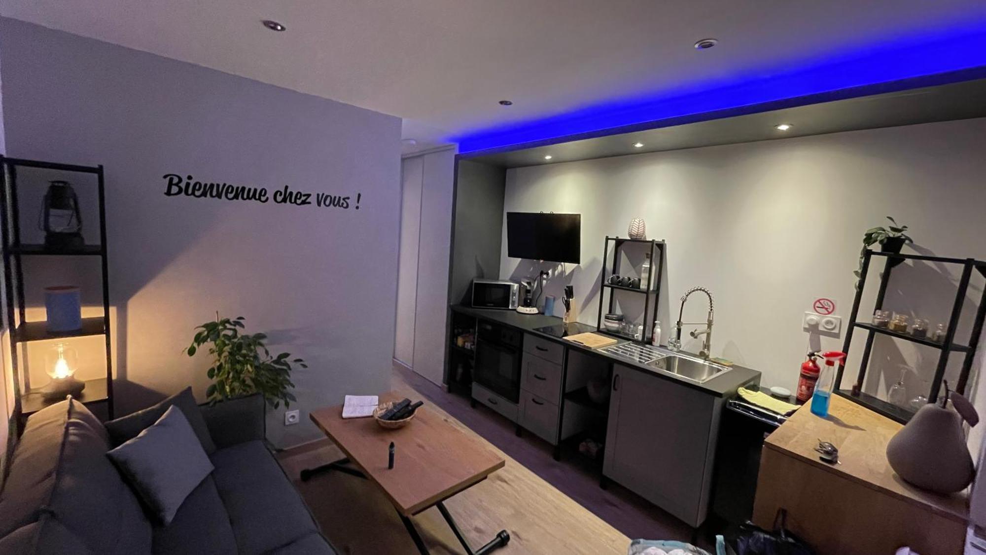 Bienvenue chez vous appartement en RDC avec espace extérieur privé Dole Esterno foto